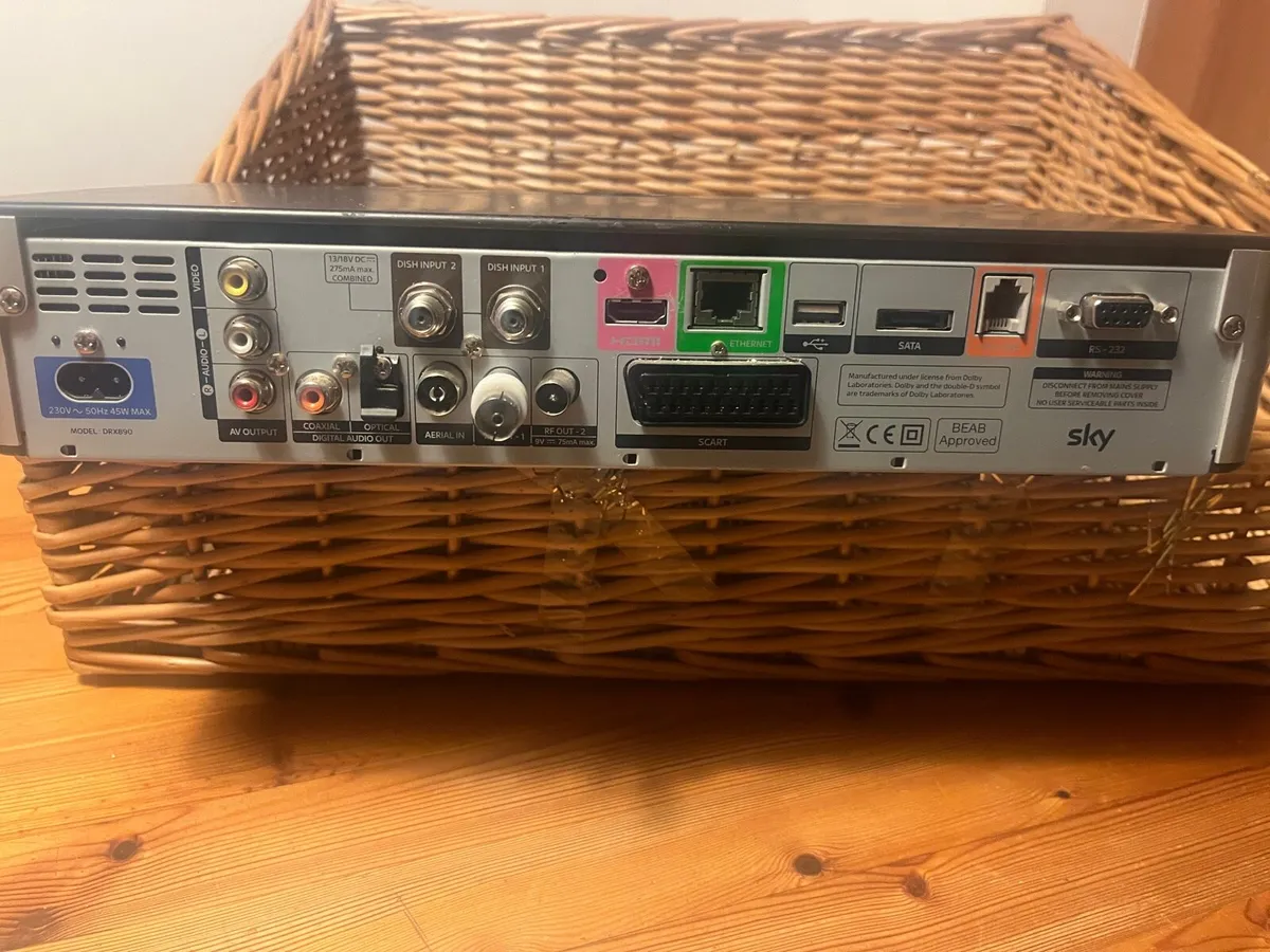 SKY+HG BOX 2 off - Image 2