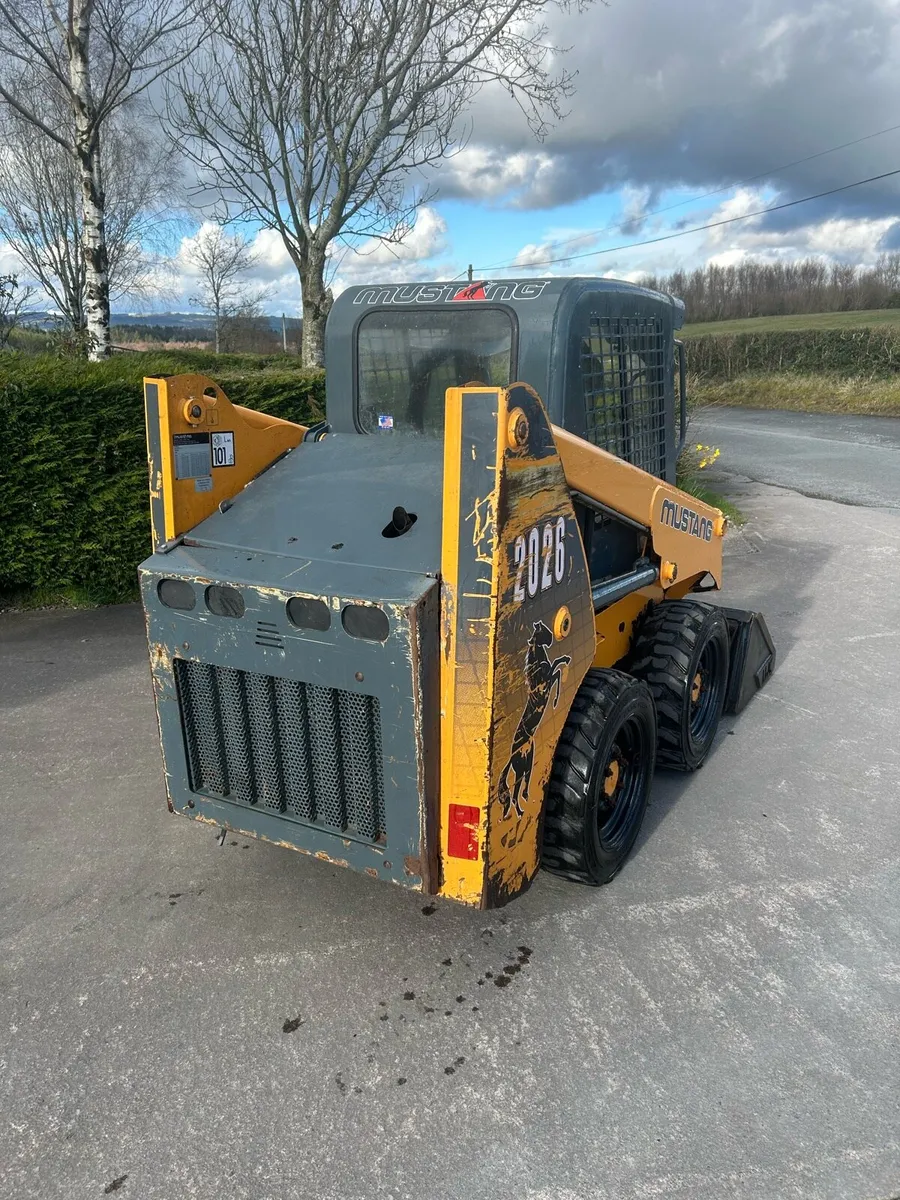 Mustang 2026 skid steer - Image 4
