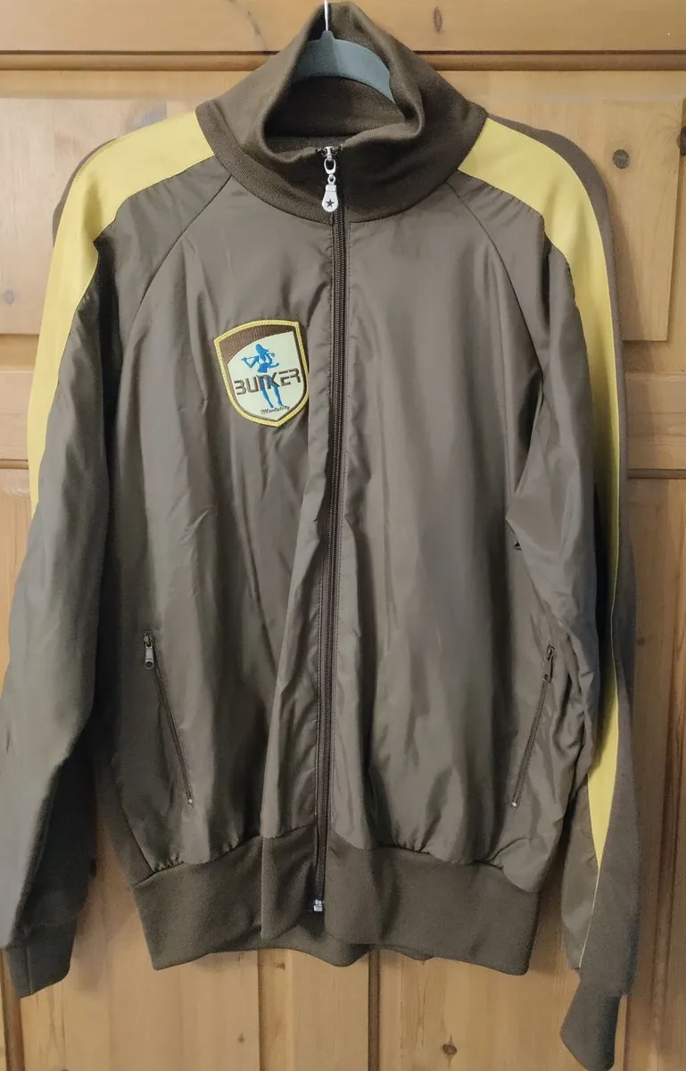 Bunker Mentality Golf Track top XL - Image 3