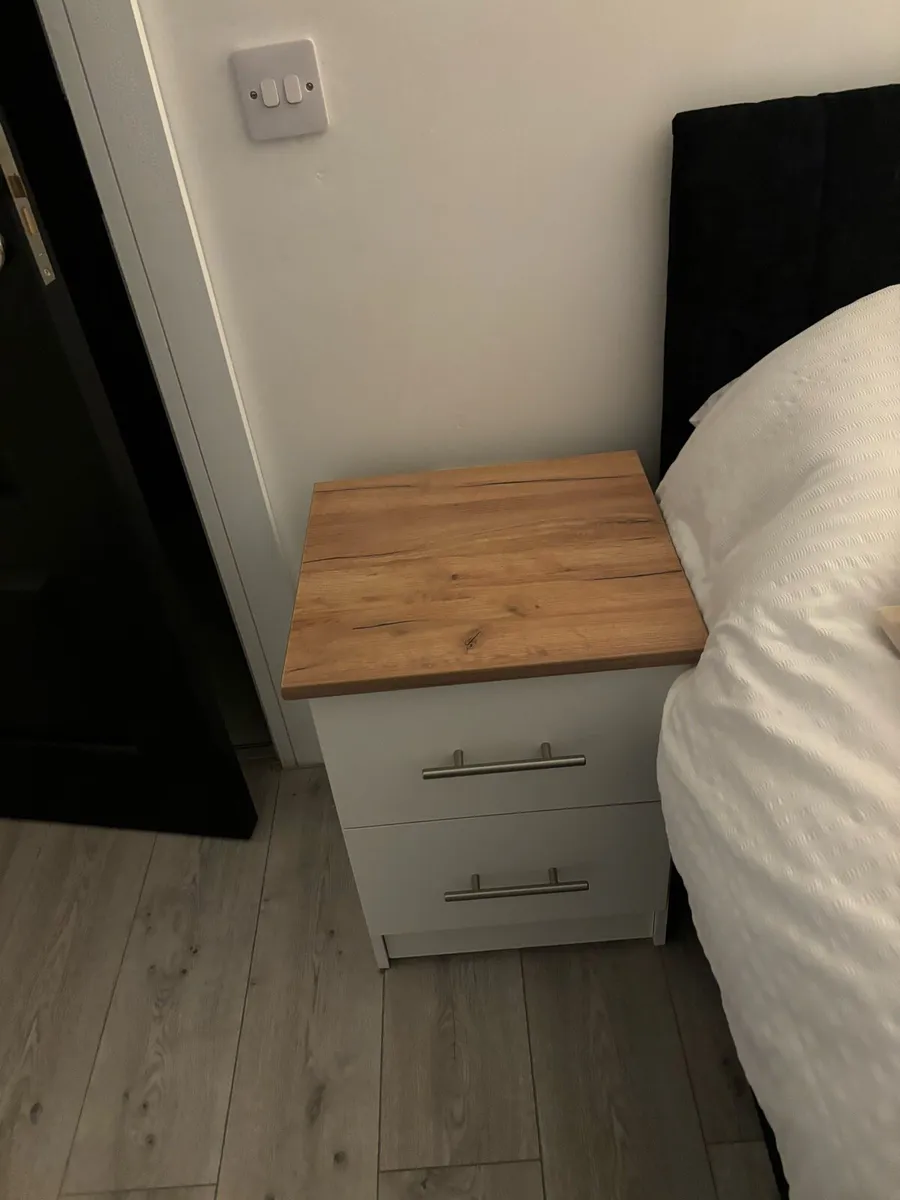 Complete sets of bedroom furniture - Image 2