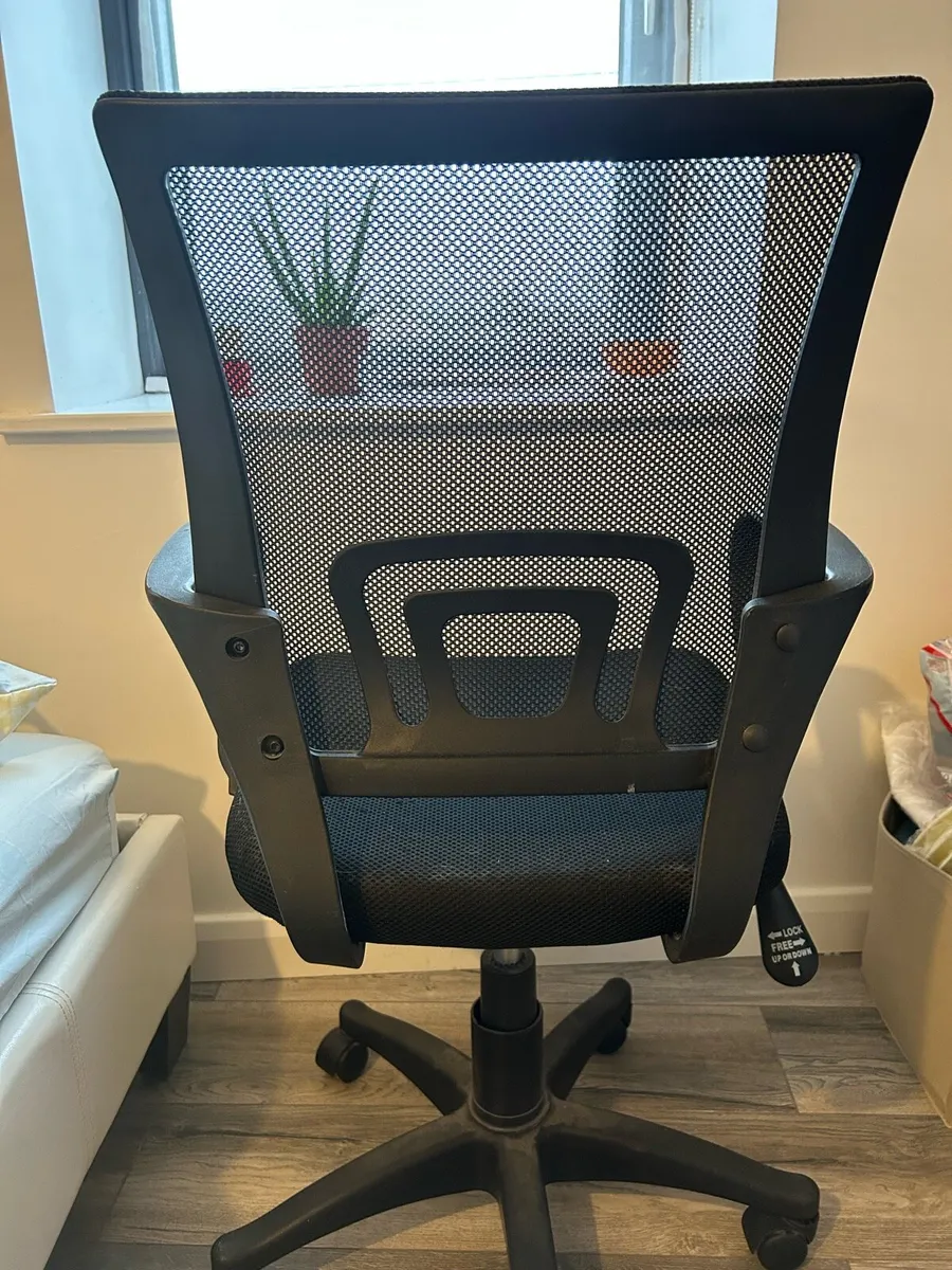 Office Chair (Seating Cushion and Lumbar Pillow) - Image 2