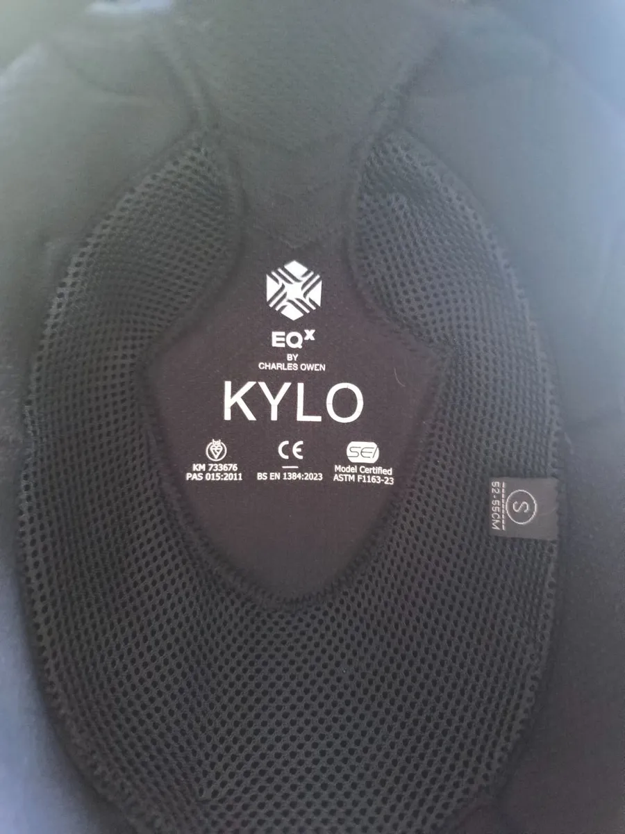 Horse riding helmet - Image 4