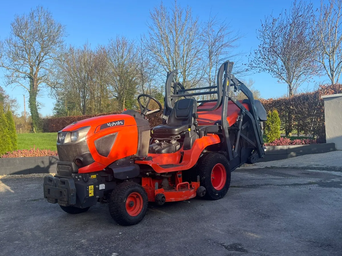 Kubota g231 high dump mower - Image 3