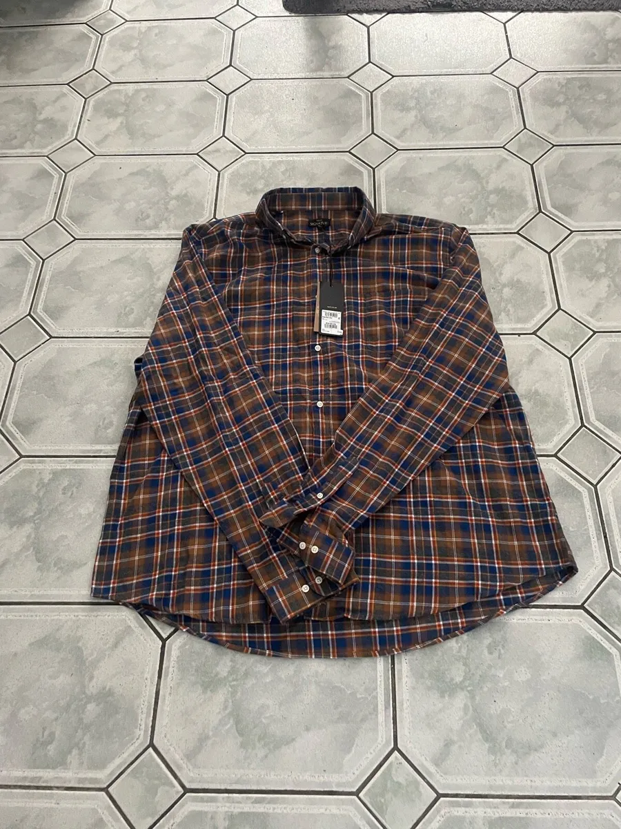 Men’s Shirt - Image 1