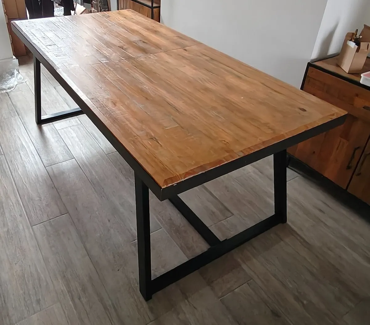 Next Jefferson Solid Wood Extendable Dining Table - Image 4