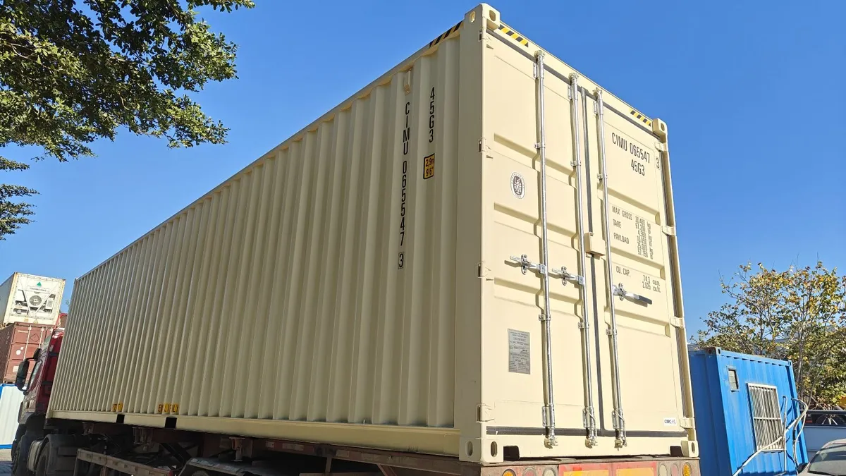2x 40ft HQ One Trip Shipping Containers - Image 2