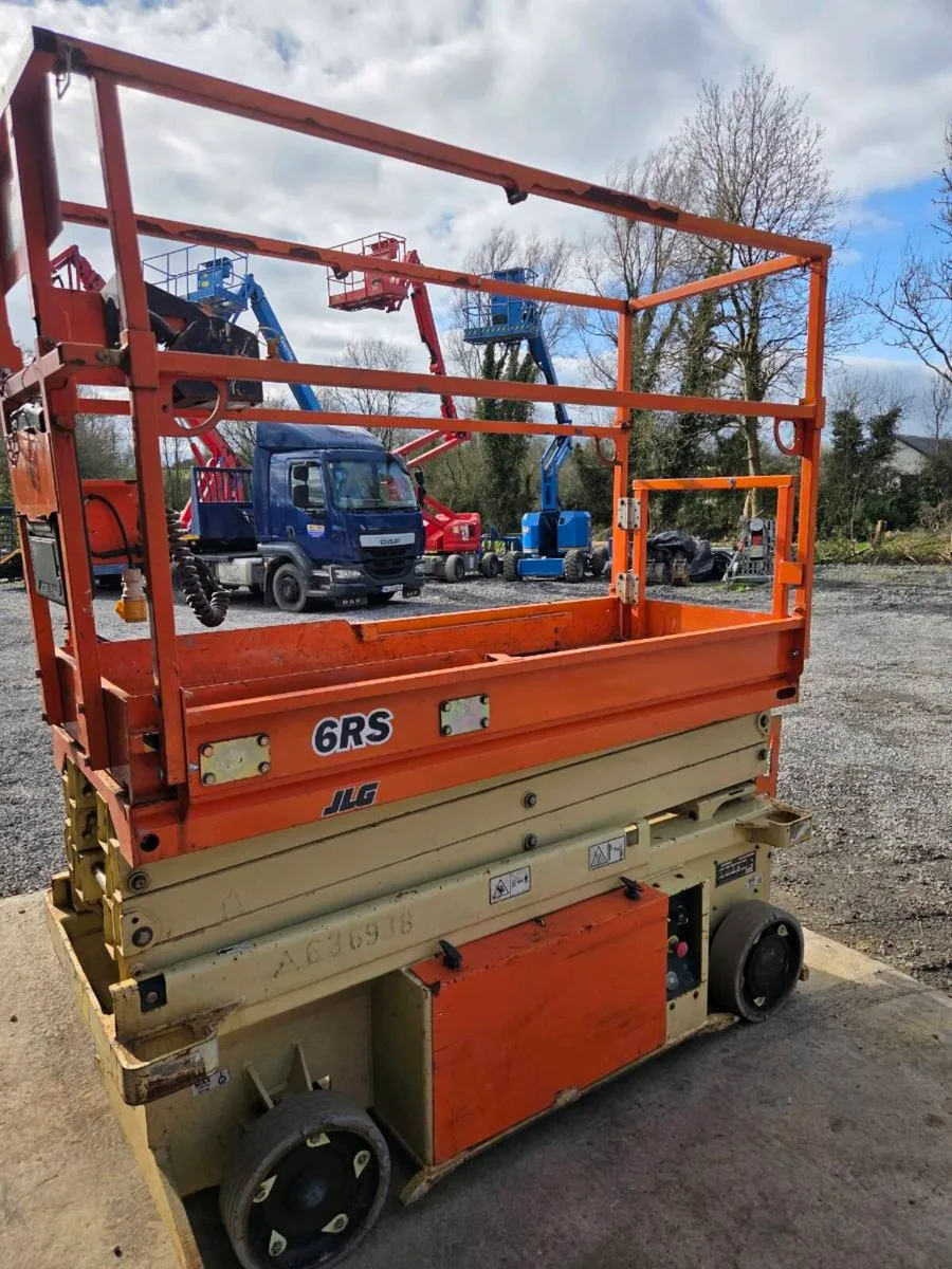 Jlg 6rs scissors lift - Image 1