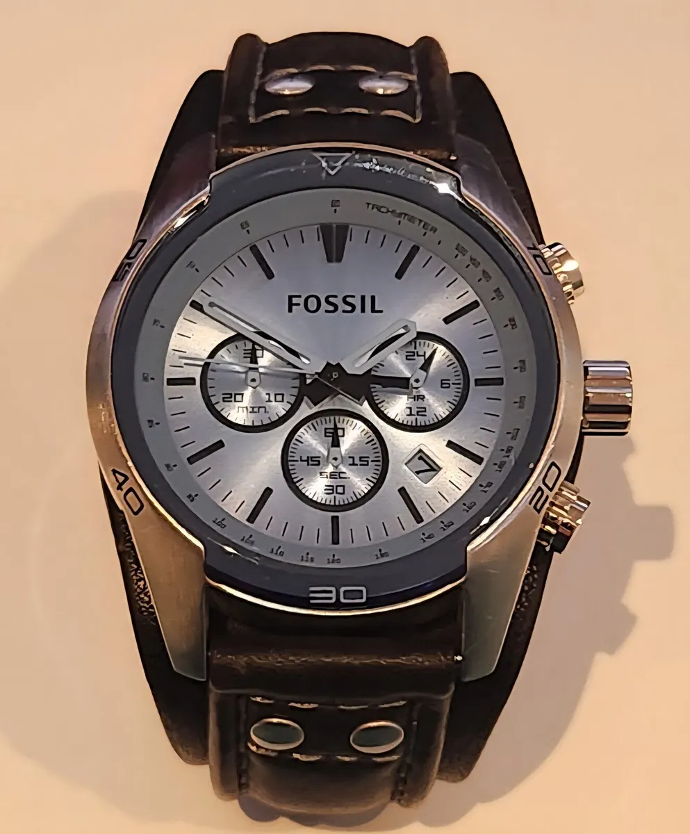 Fossil watch - Image 1