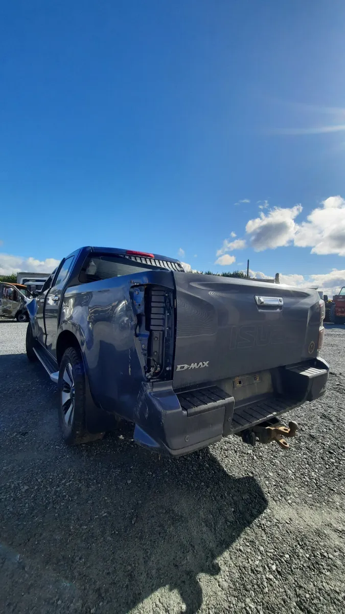 2023 Isuzu D Max For Dismantling - Image 1