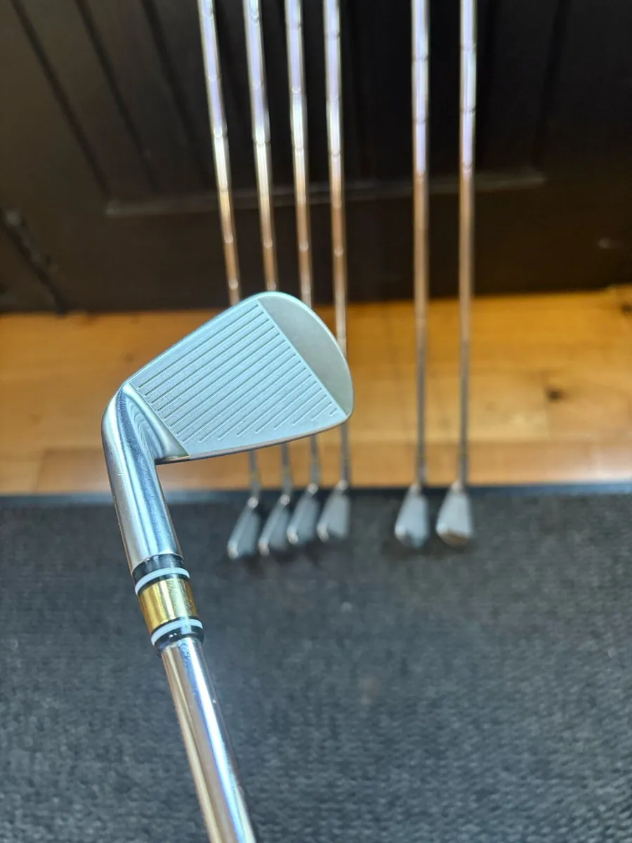 Srixon ZXi7 4-PW - Image 2