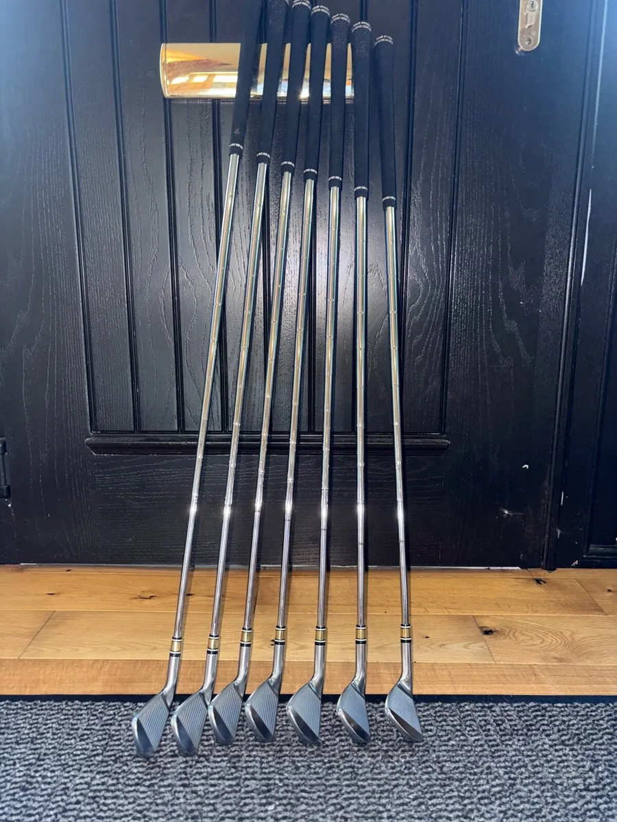 Srixon ZXi7 4-PW - Image 1