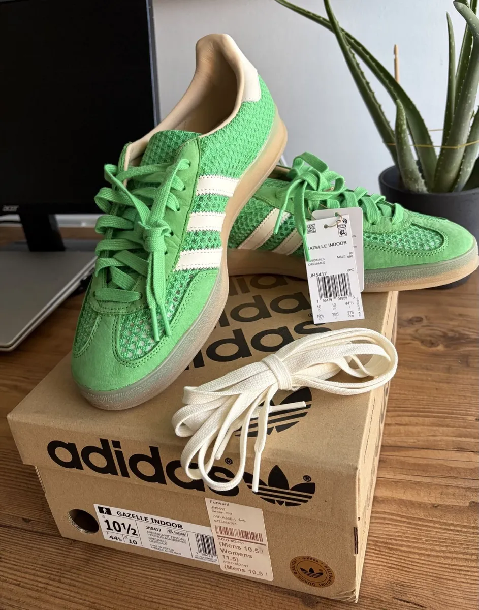Adidas Gazelles - Brand New - Size: UK10 - Image 3