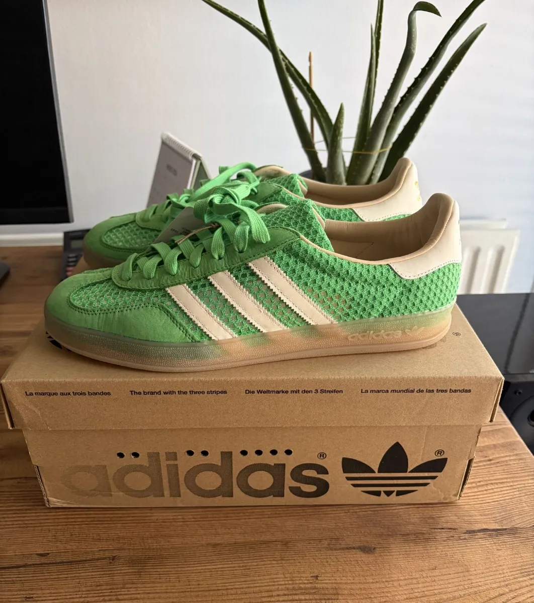 Adidas Gazelles - Brand New - Size: UK10 - Image 4