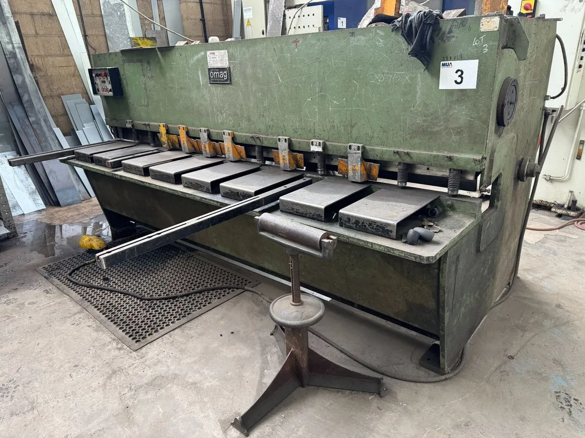 OMAG CE306S 3m GUILLOTINE - Image 1