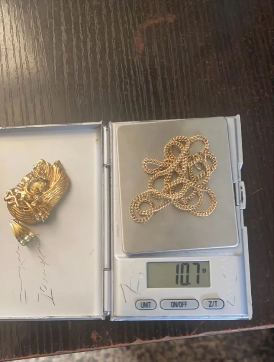 18ct Gold Jewellery - Image 1