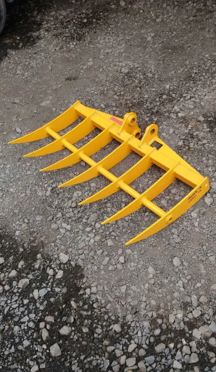 MINI DIGGER ROOT RAKE 40mm pins - Image 2