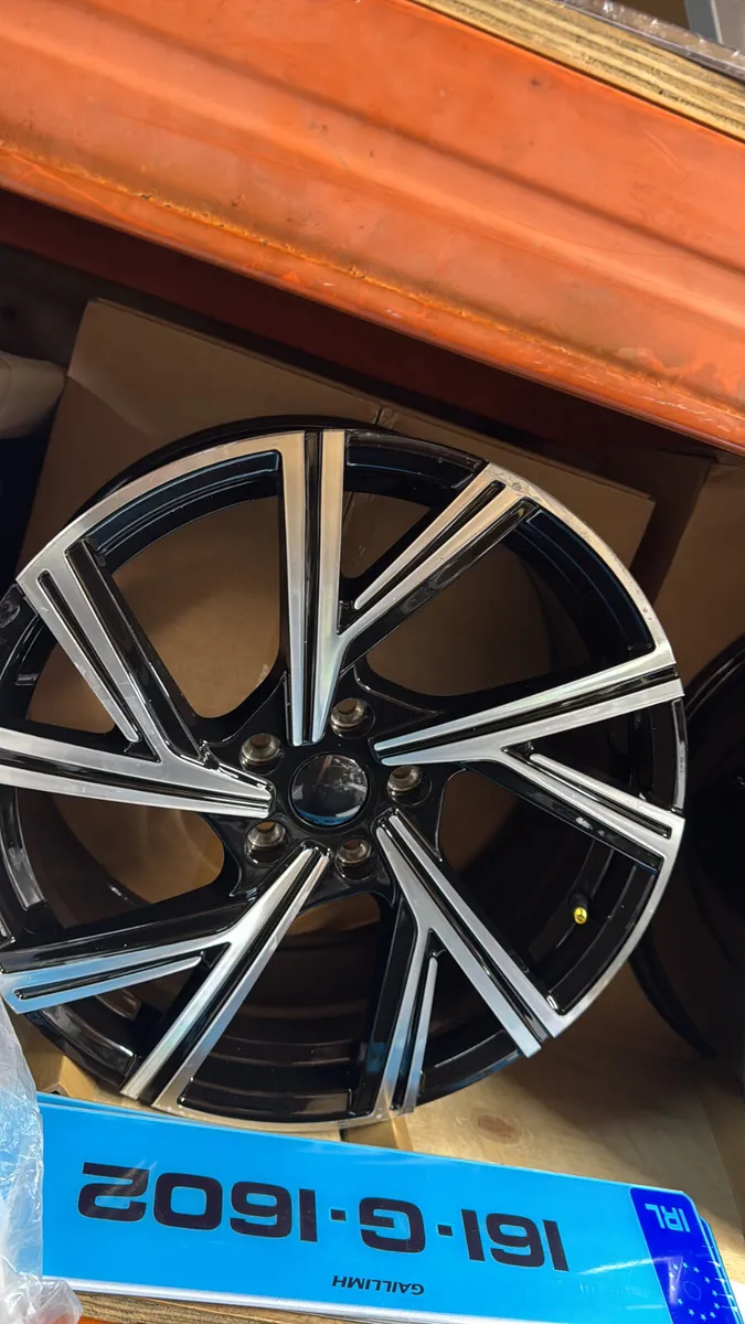 18” rline alloy and tyres 5x112 - Image 2