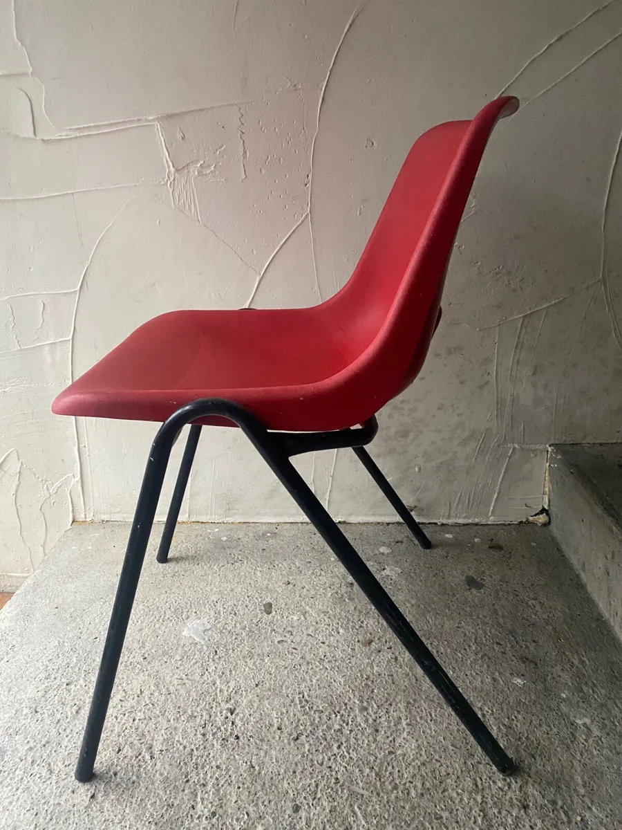 Chesterfield KM Polypropylene Chairs. Red & Grey - Image 2