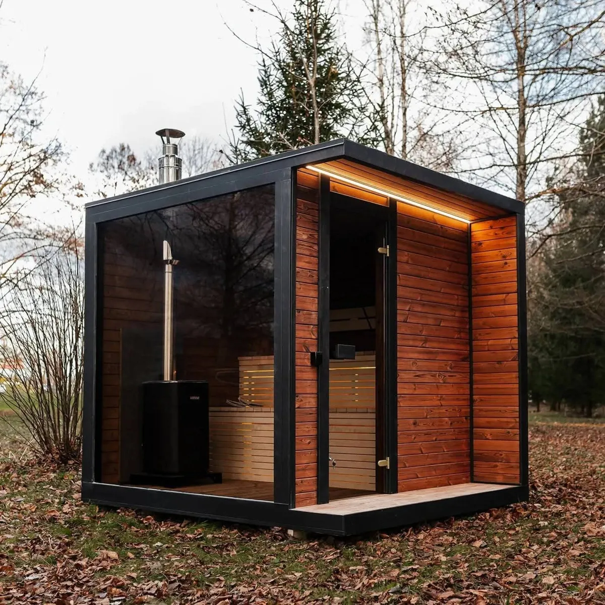 Square jaccuzis and Saunas - Image 4