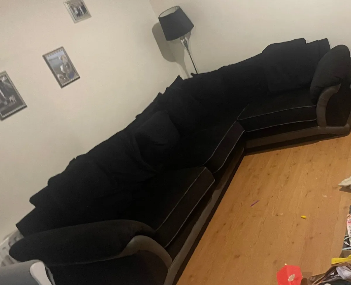 Corner suite, arm chair and cushions - Image 1