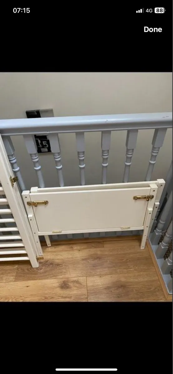 Cot & changing table - Image 3