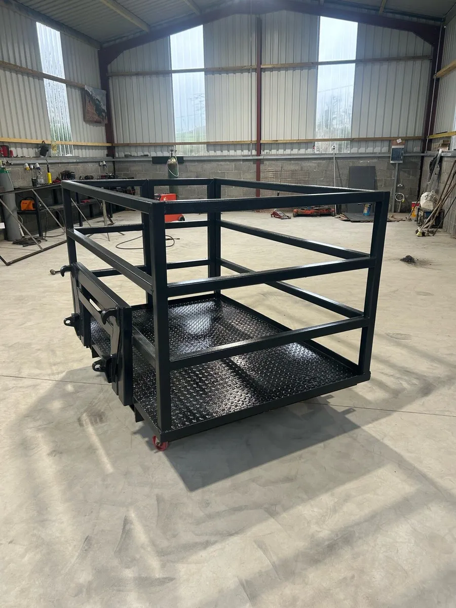 Calf transport cage/man basket - Image 2