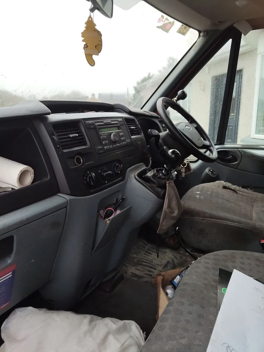 Ford Transit 2011 - Image 2