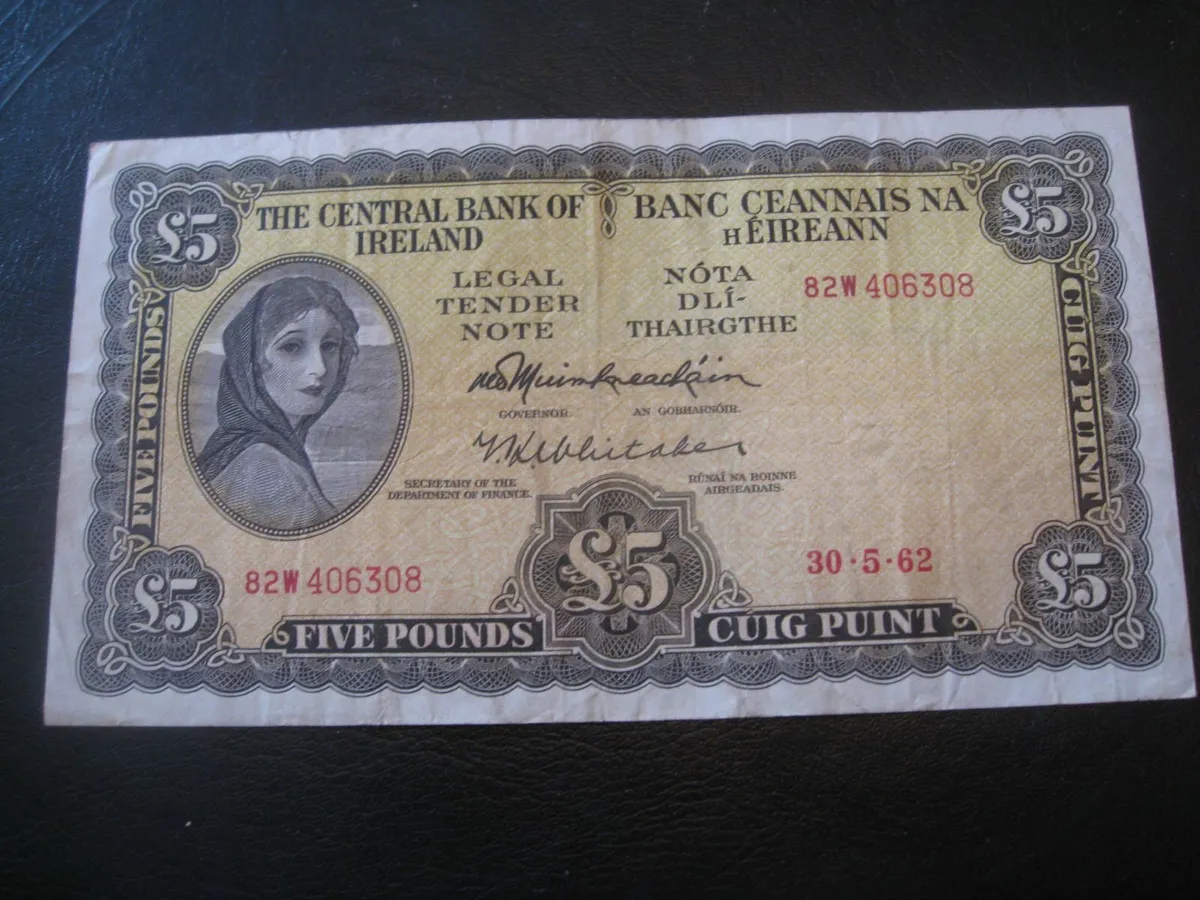 5 Pound Lavery Notes - 50 Euros Each - Image 1