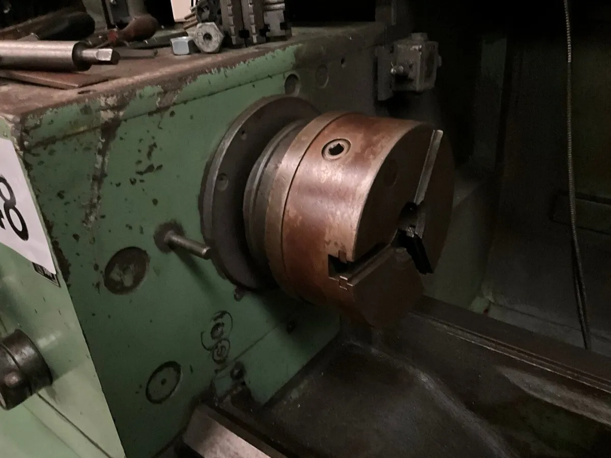 TOS TRENCIN SUI40 3 PHASE LATHE - Image 2