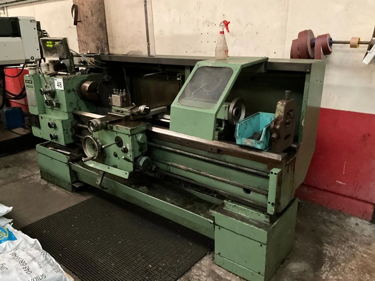 TOS TRENCIN SUI40 3 PHASE LATHE - Image 3