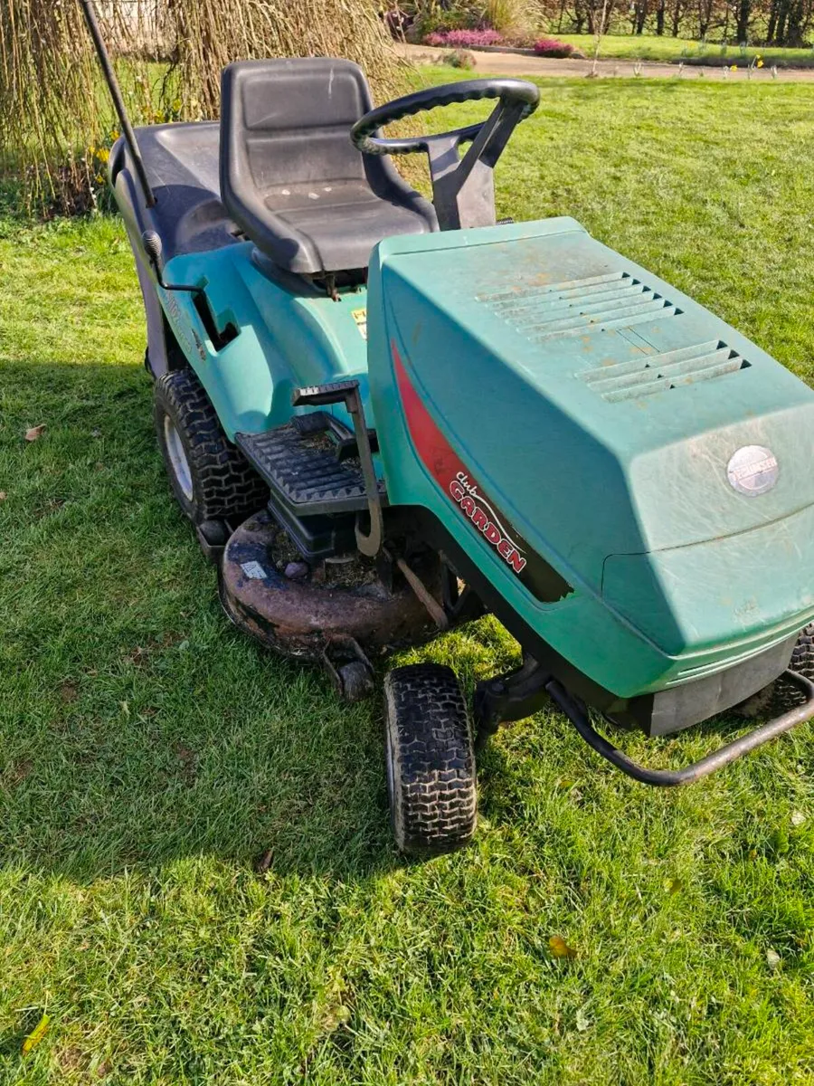 Castlegarden ride on mower Delivery available - Image 1