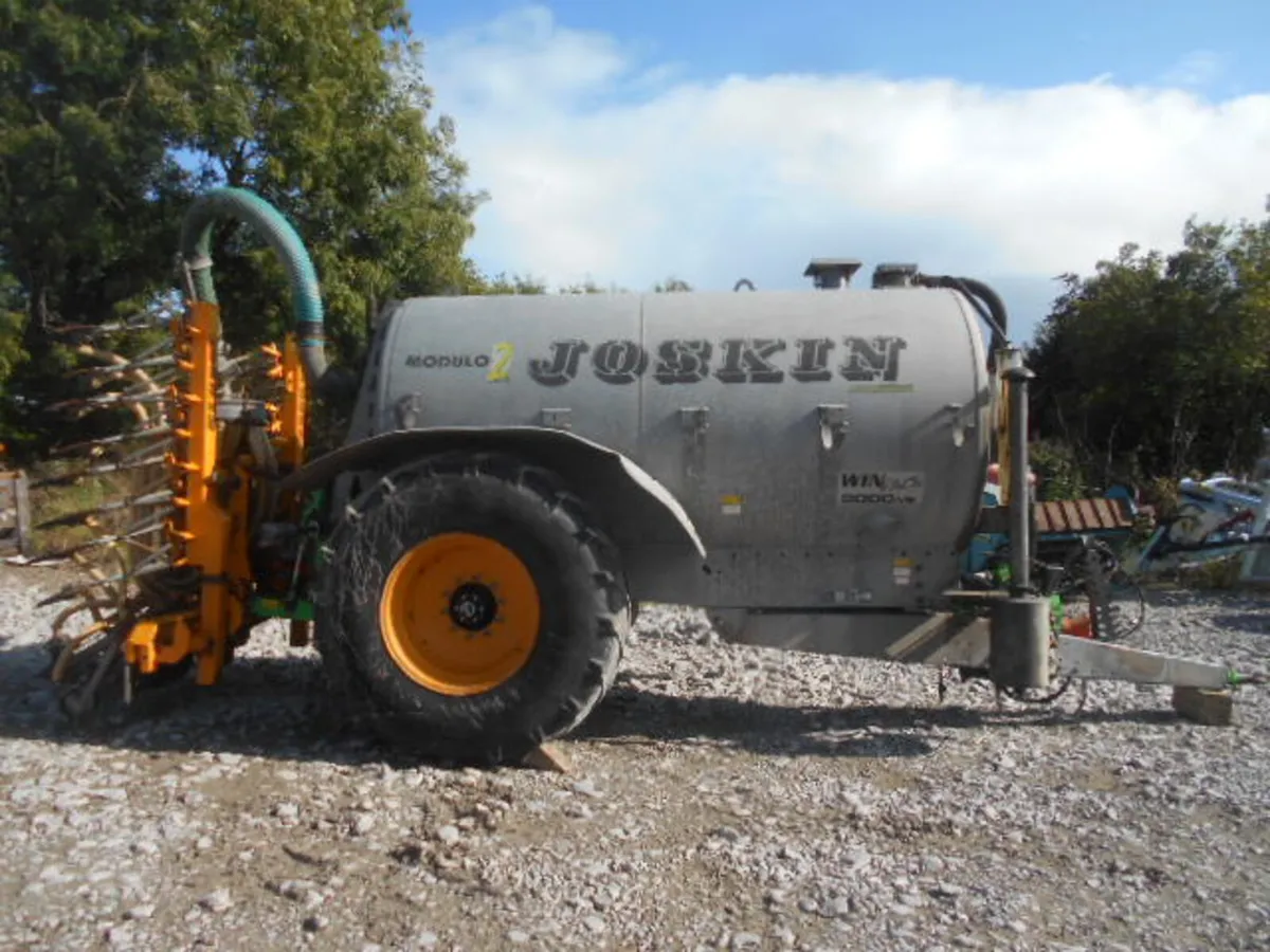 JOSKIN 9000L (2000G) TANKER C/W 6M TRAILING SHOE - Image 1