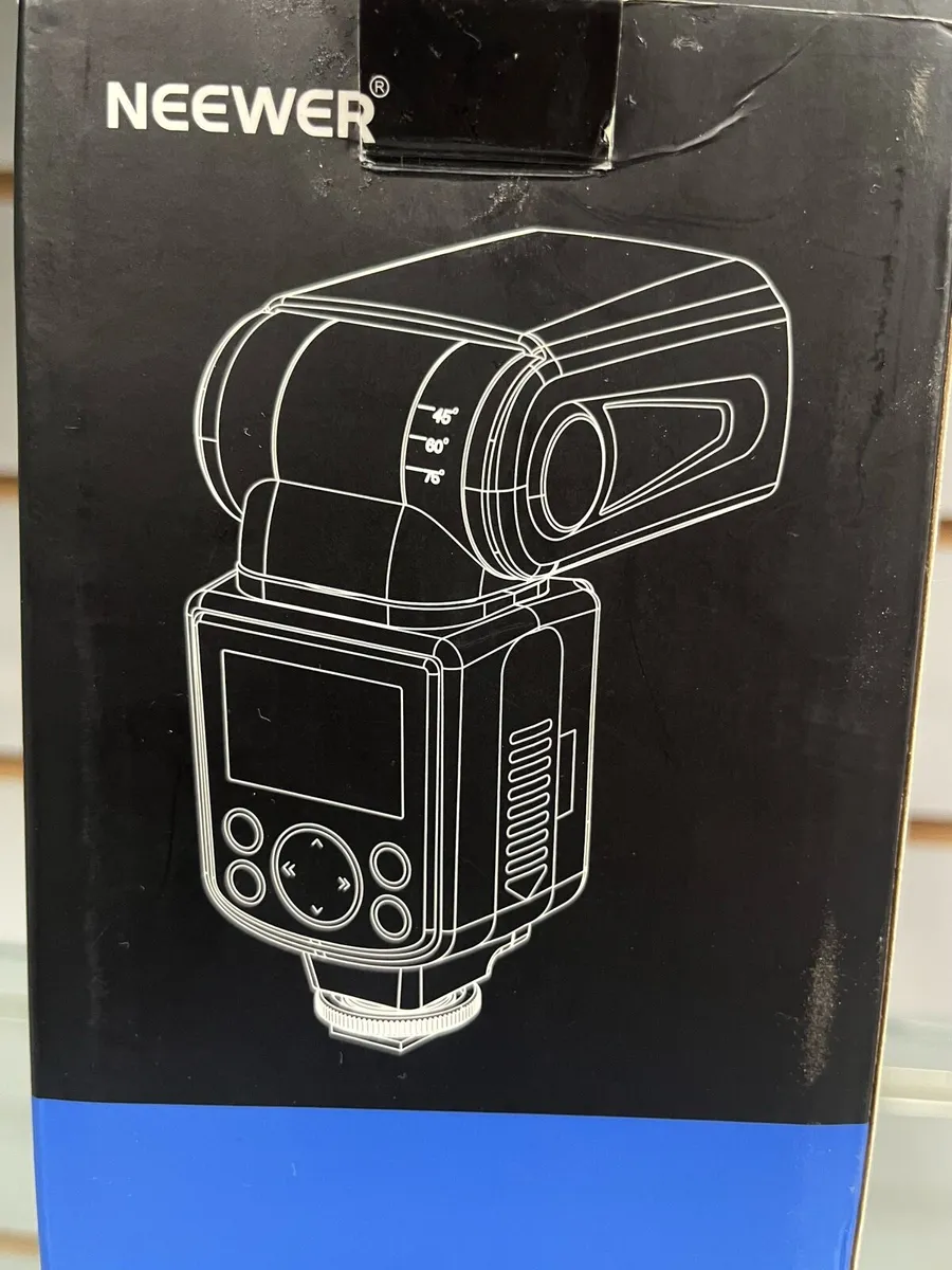 Neewer TTL ON-Camera Flash - Image 4