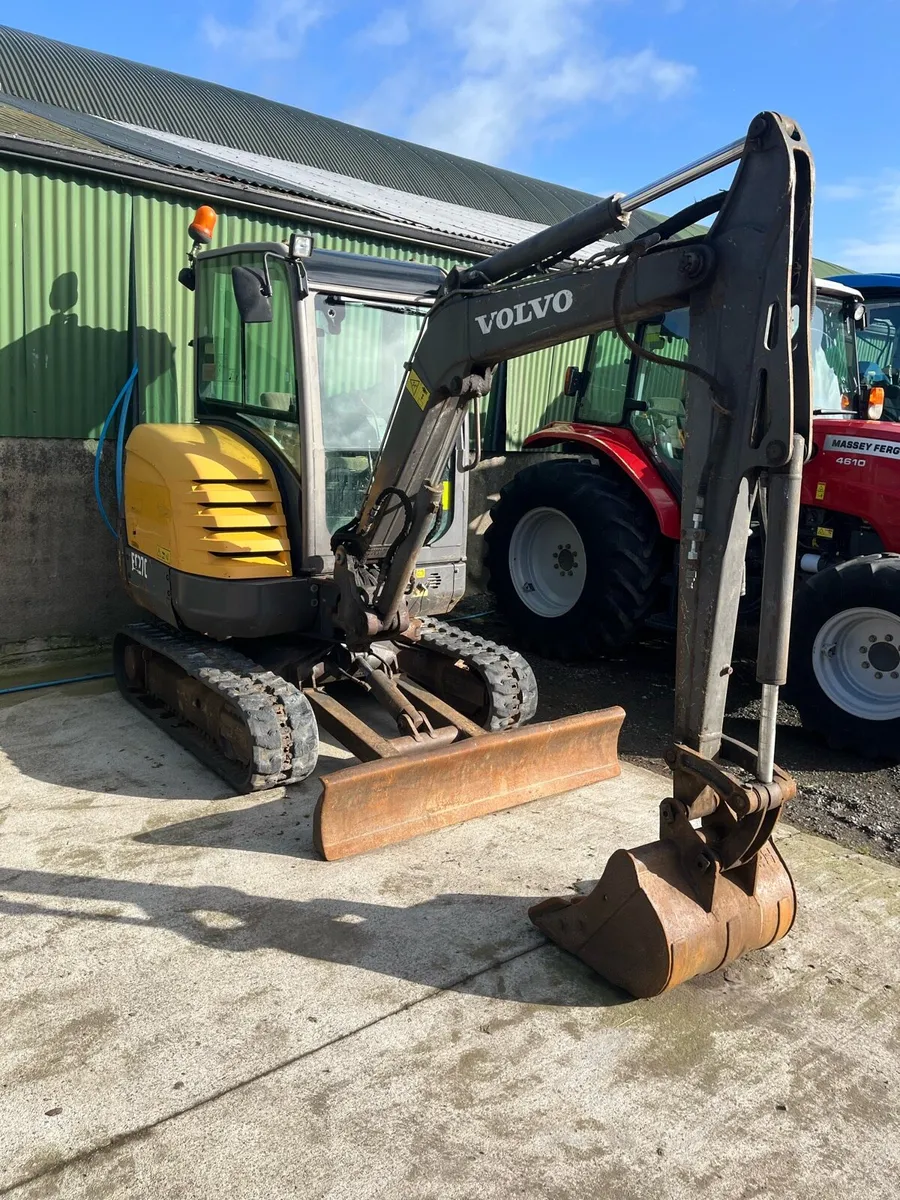 Volvo EC27 - Image 1