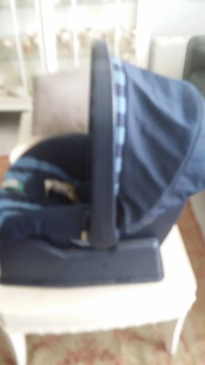 Mamas and Papas car seat……………………….50 - Image 3