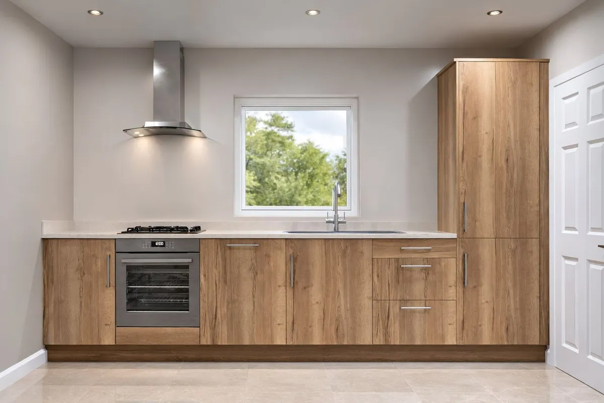 Oak Kitchen discounted to sell *HAS TO GO ASAP*
