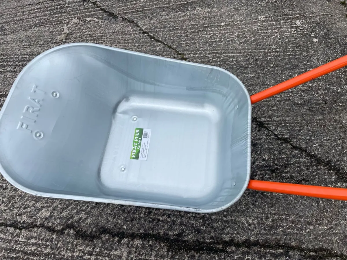 Brand New FIRAT PLUS Wheelbarrow - Image 2