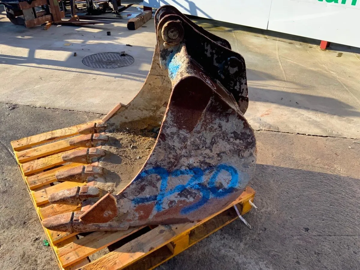 36" DIGGING BUCKET......50mm PINS .730-36 - Image 4