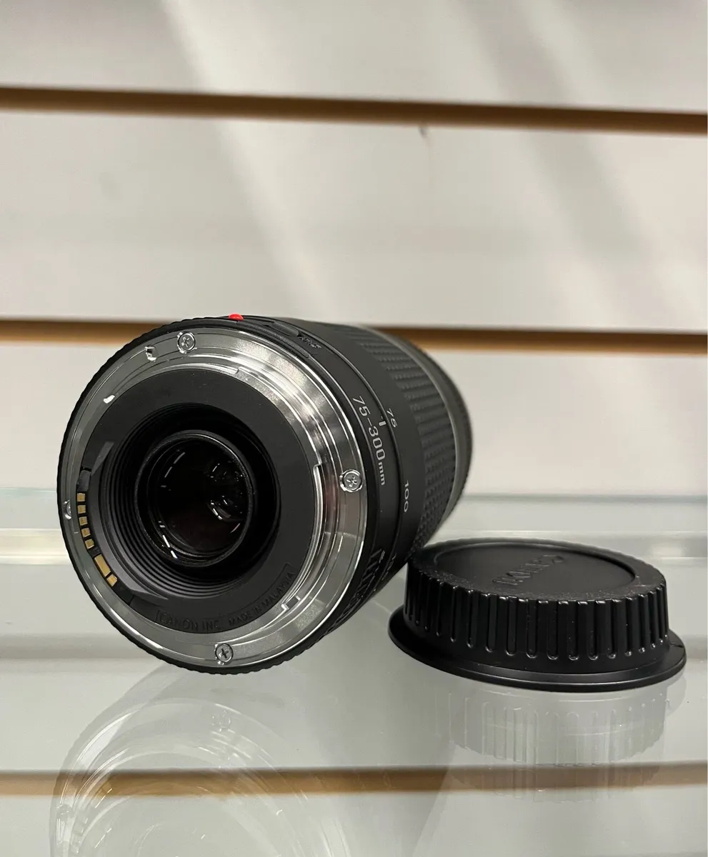 Cannon ZOOM Lens EF 75-300mm - Image 4