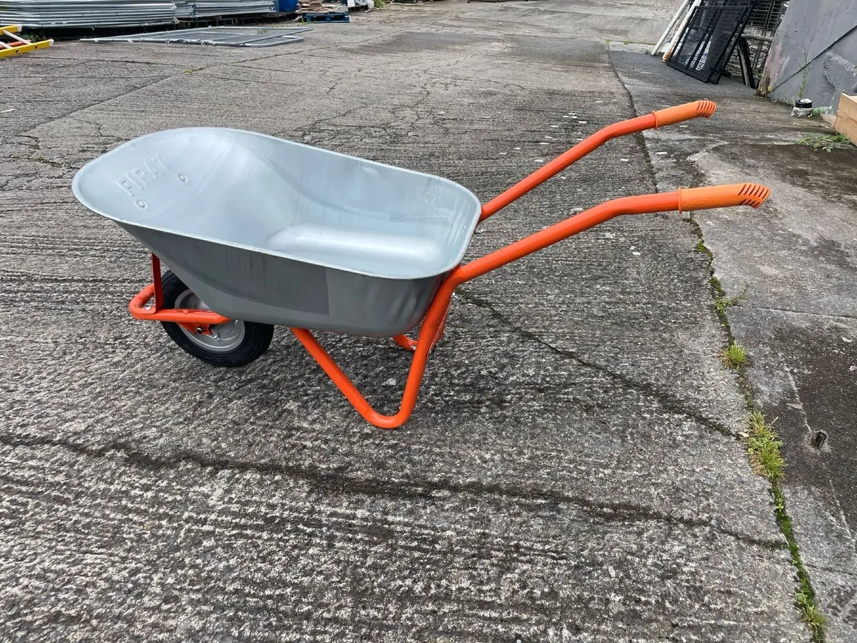 Brand New FIRAT PLUS Wheelbarrow - Image 3