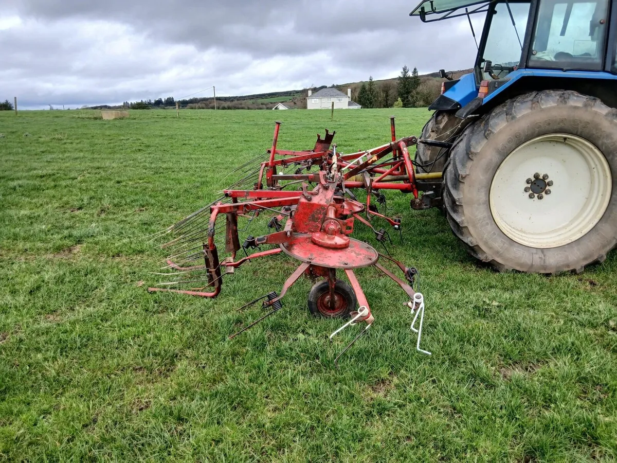 Lely Lotus 600 Combi Tedder - Image 4