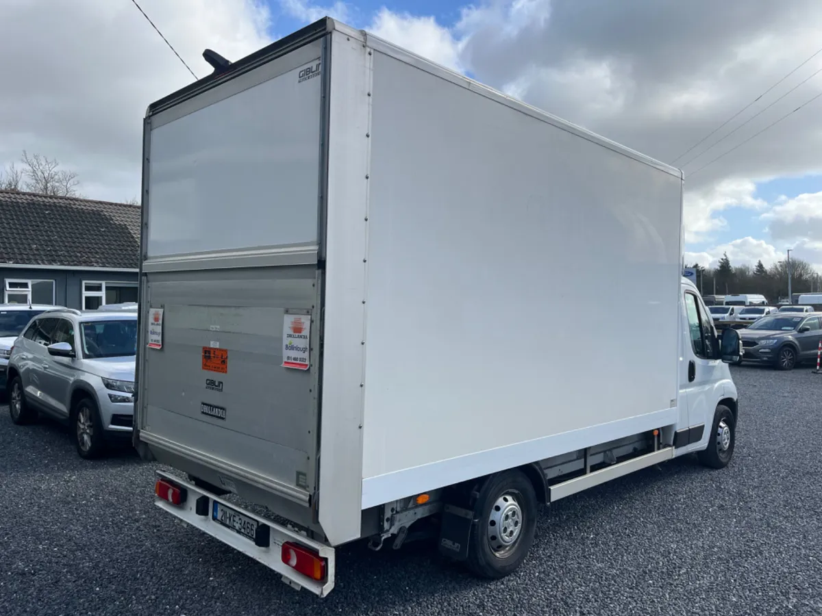 Peugeot Box Body with Tail Lift (1 Owner) - Image 3