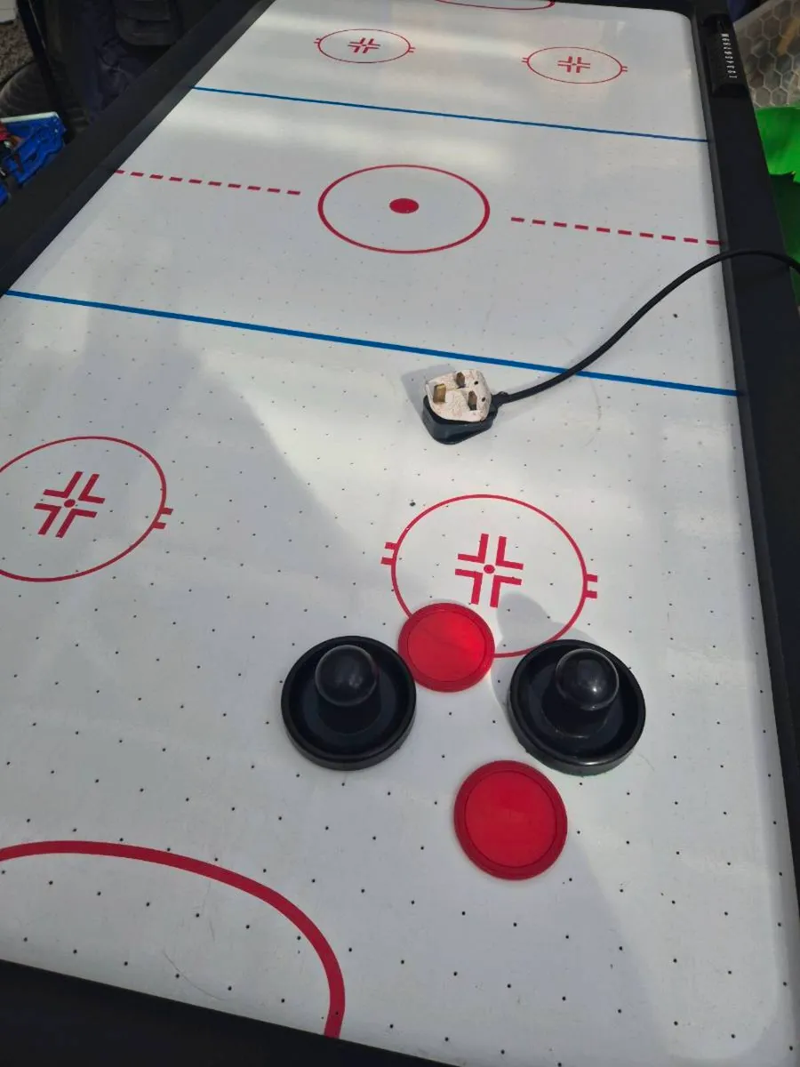 6ft Pool/Air Hockey Flip table - Image 3