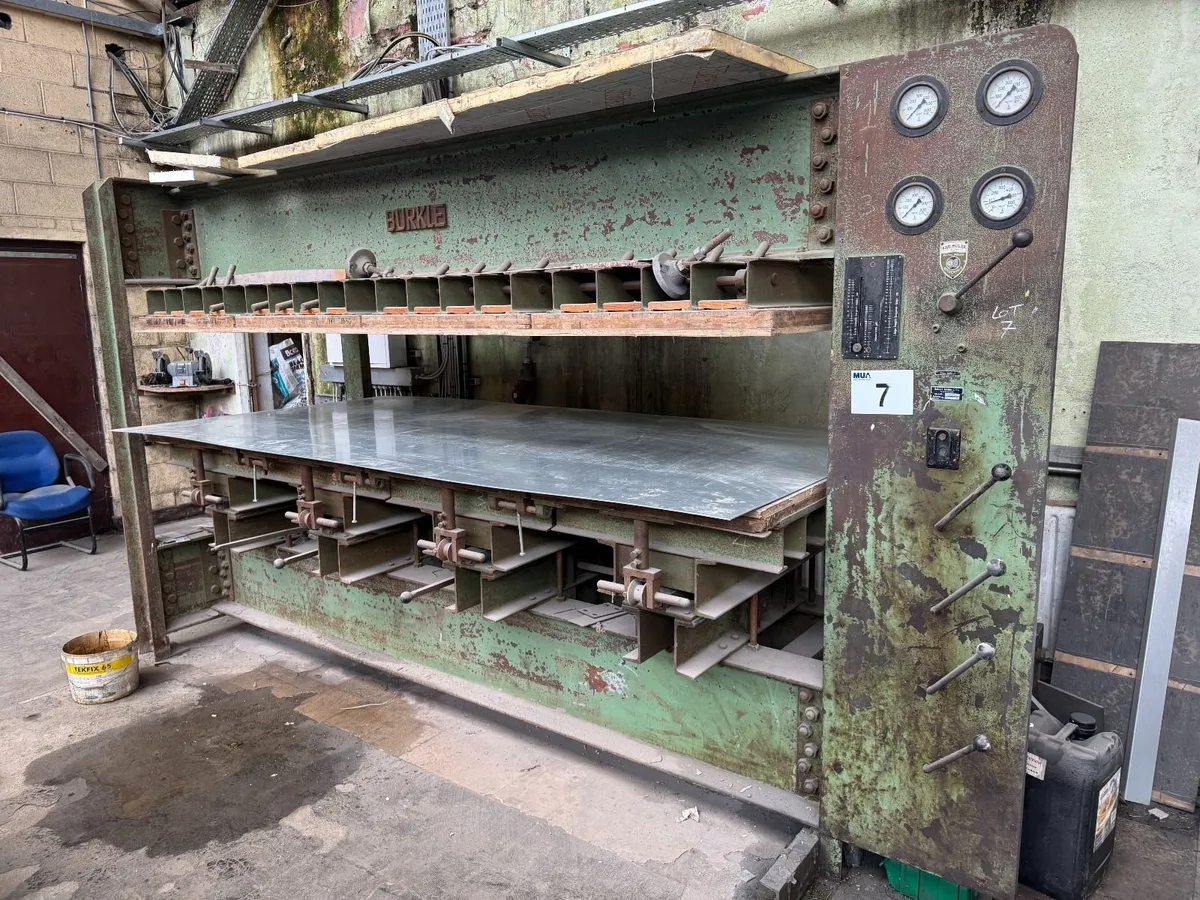 ROBERT BURKLE PMU 3000-120 HYDRAULIC PANEL PRESS - Image 1
