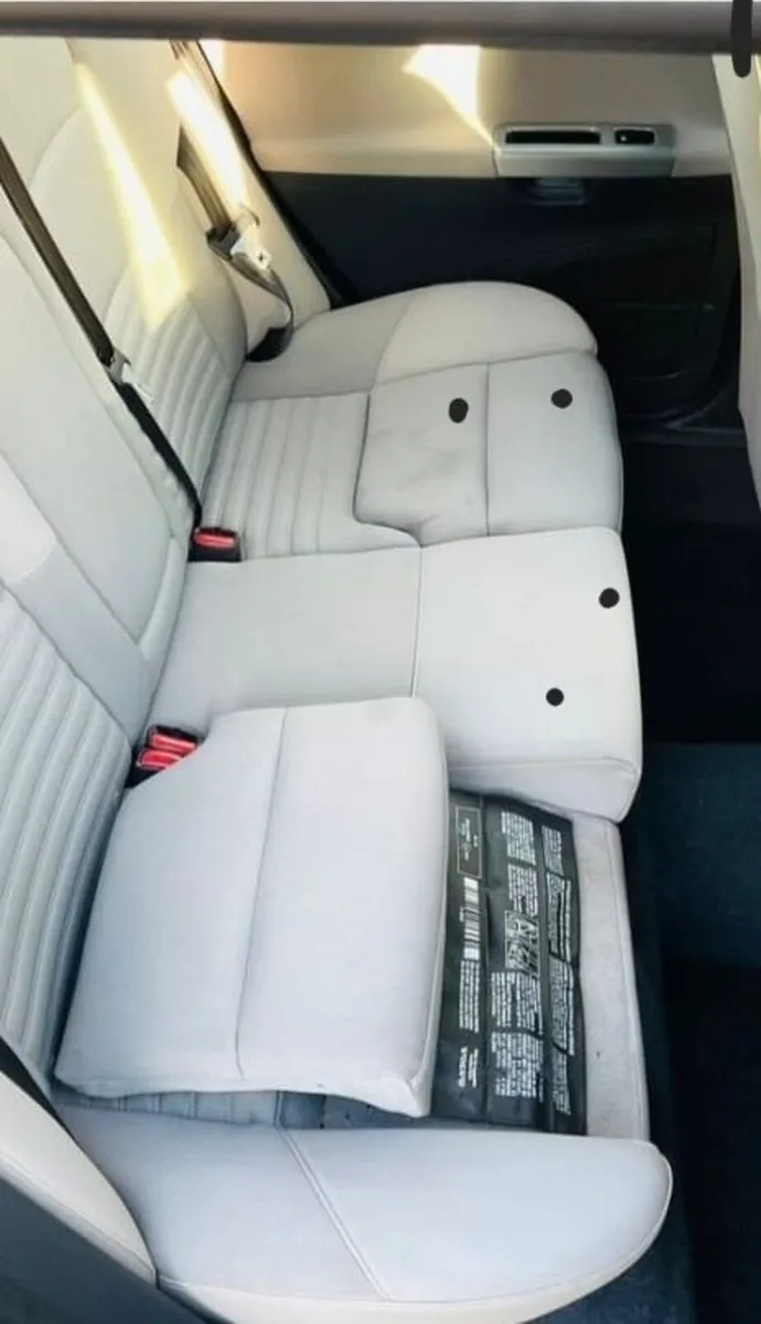 Volvo V50 2009 - Image 1