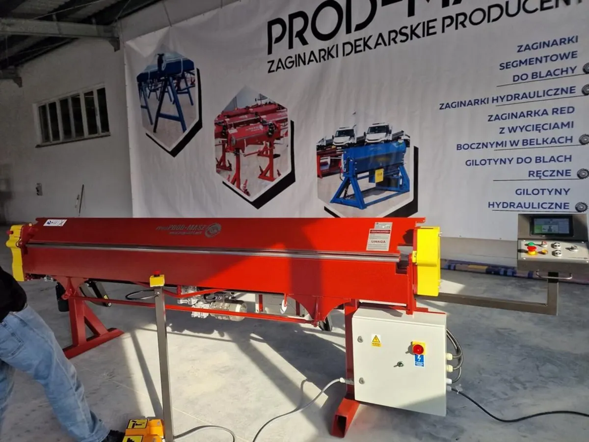 electric sheet metal folder RED-3200/1mm with foot - Image 1