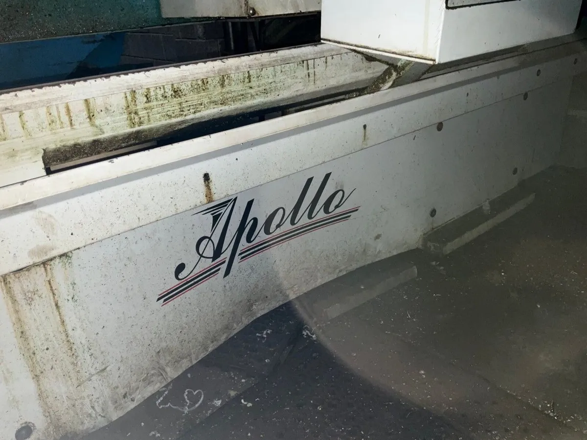 AJAX 200X1000 3-PHASE CNC LATHE C/W TOOLING - Image 4