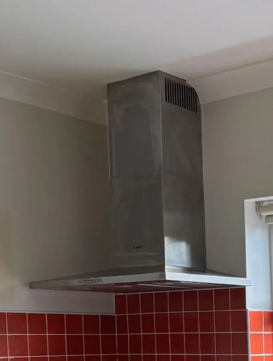 Rangemaster Oven & Bosch Extractor Hood - Image 3