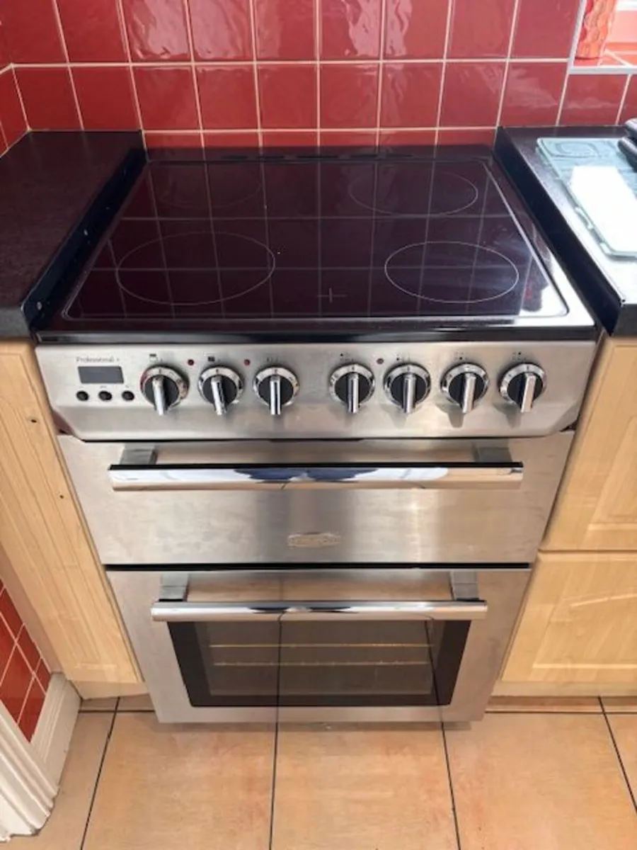 Rangemaster Oven & Bosch Extractor Hood - Image 4