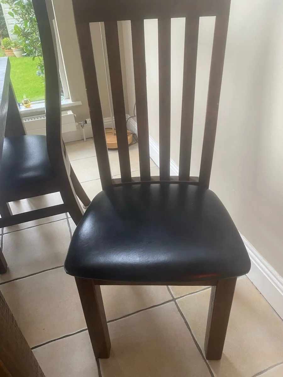 Kitchen Table & Chairs - Image 3